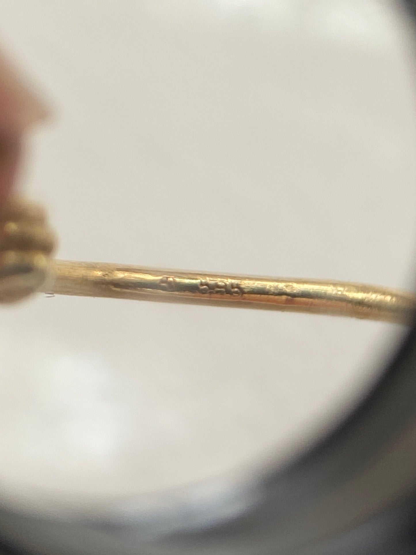 Vintage 14K Solid Yellow Gold Ribbed Hoops