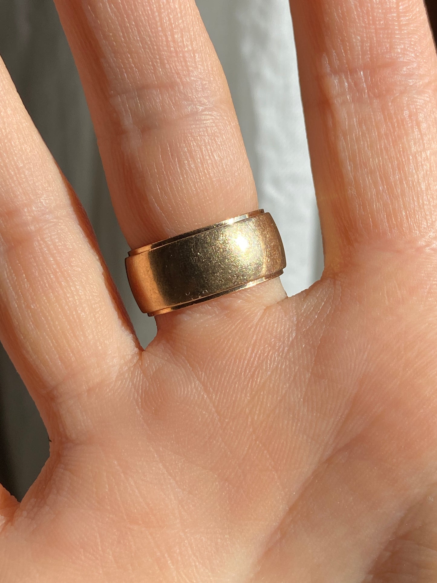 VINTAGE 14K GOLD CIGAR BAND, SIZE 5.5