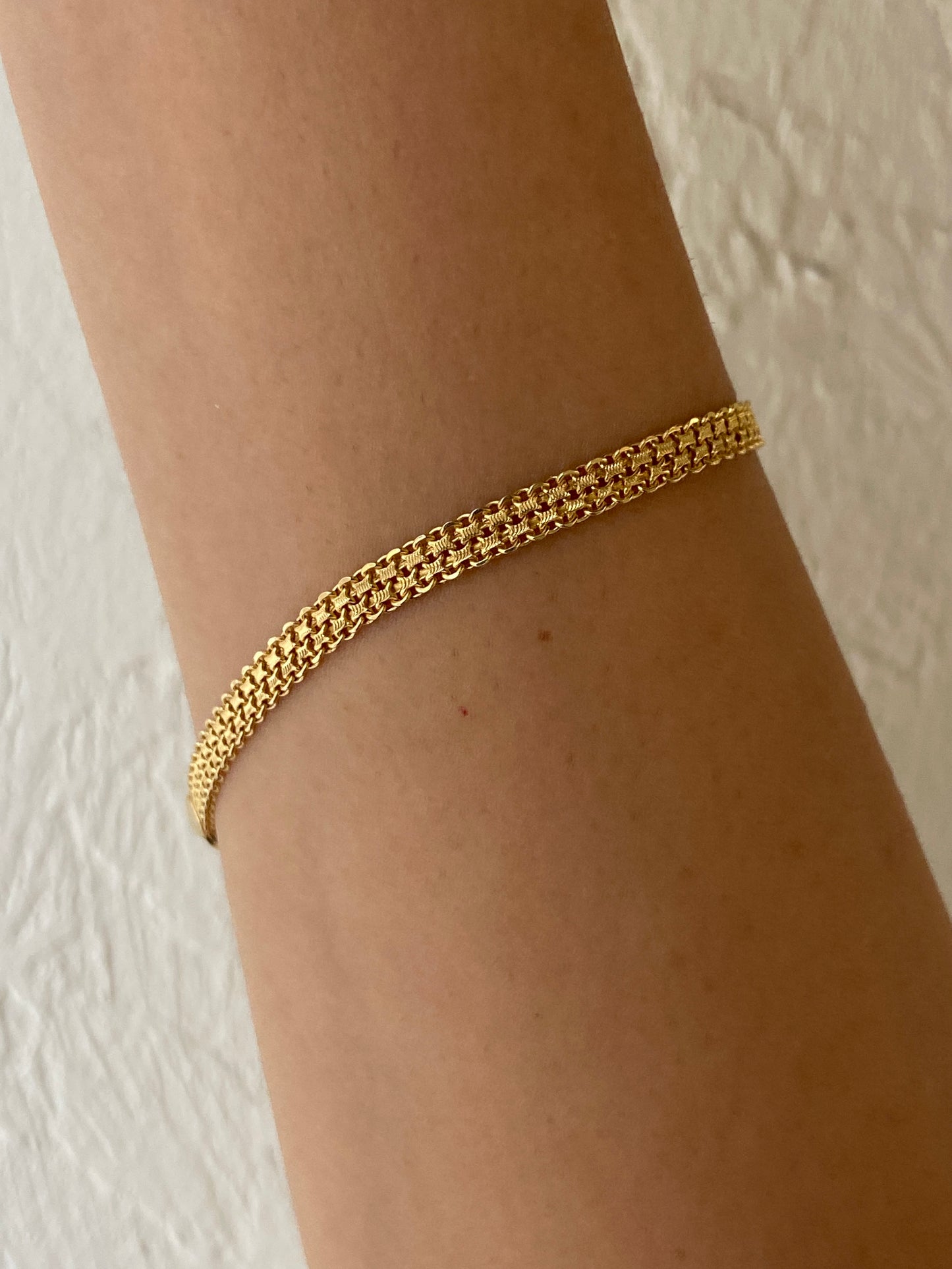 VINTAGE 14K GOLD BISMARK BRACELET, 7 3/16" x 3.74 MM