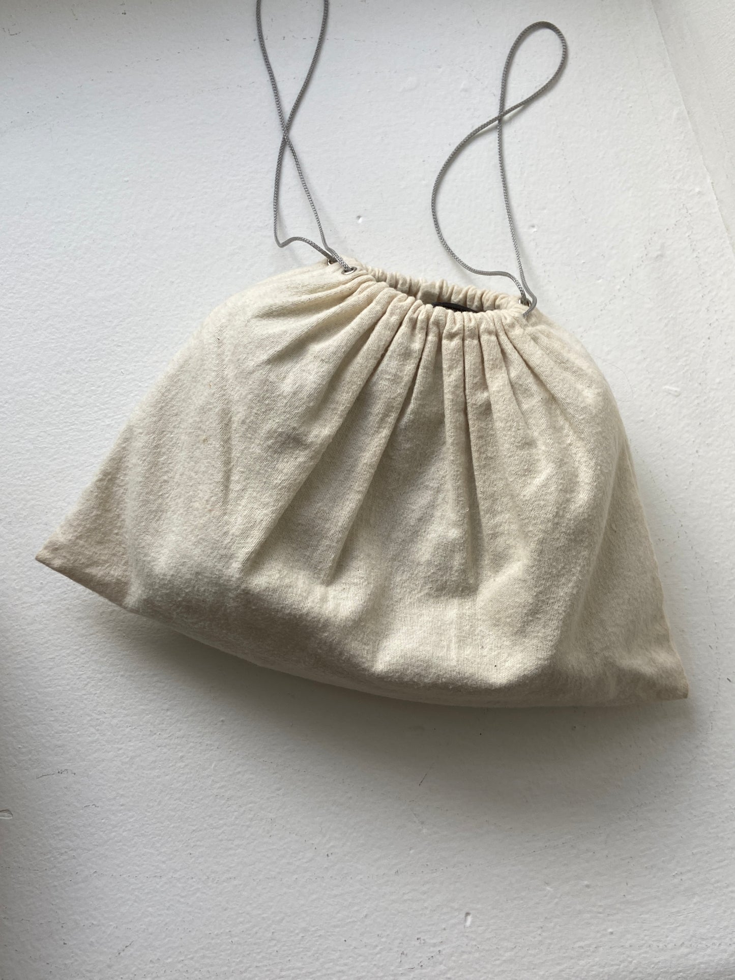 VINTAGE GUCCI PATENT LEATHER PURSE