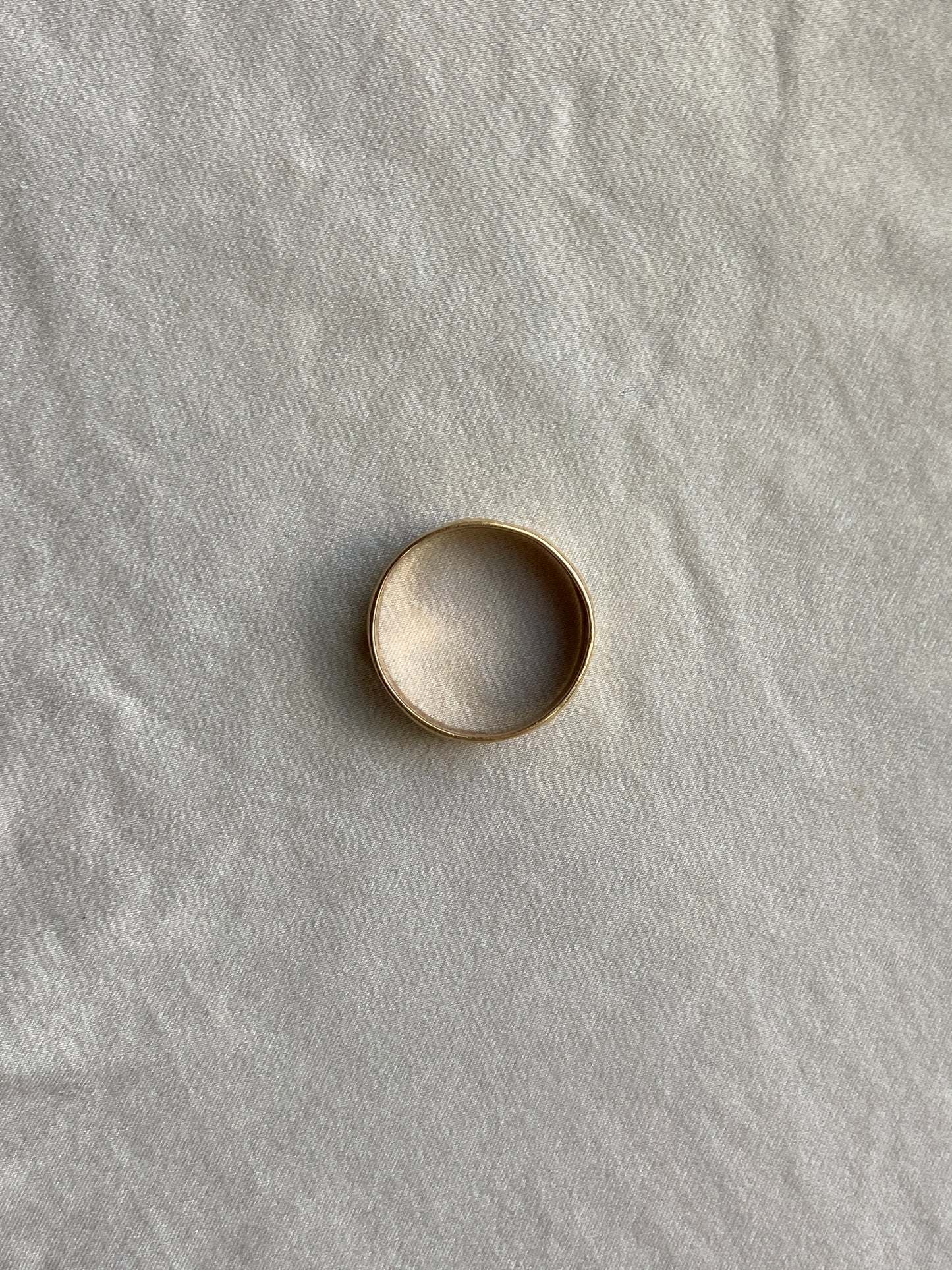 VINTAGE 14K GOLD ETCHED BAND, SIZE 8.25