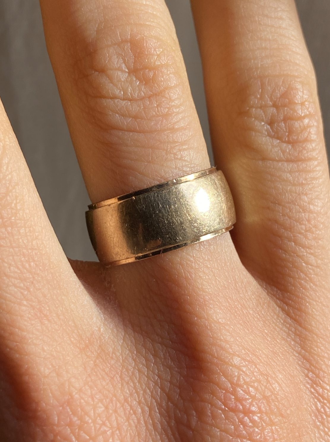 VINTAGE 14K GOLD CIGAR BAND, SIZE 5.5