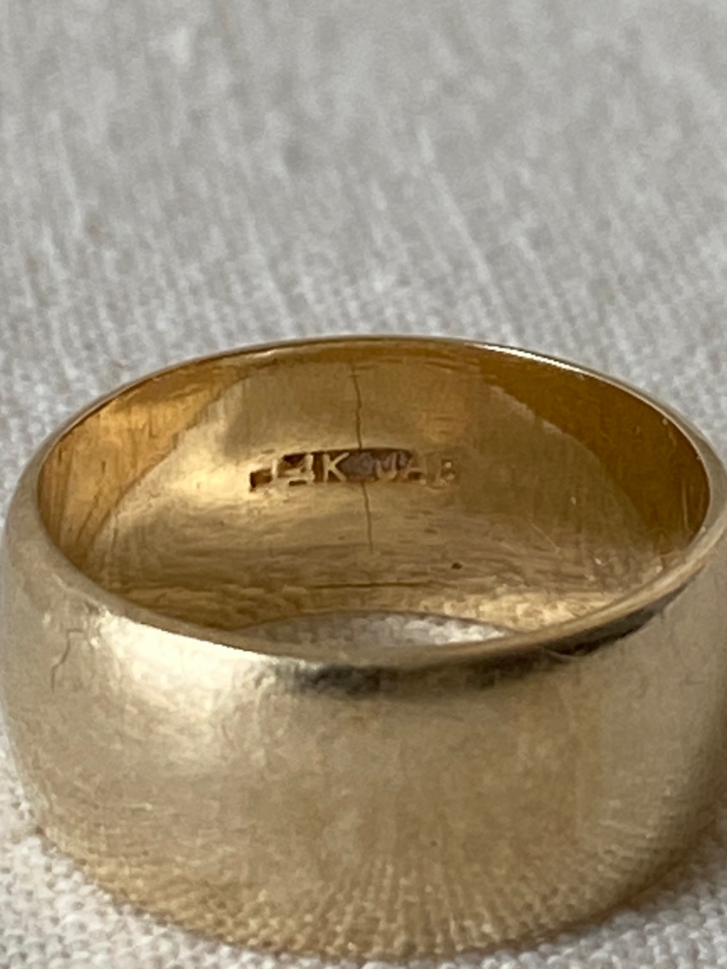 VINTAGE 14K GOLD CIGAR BAND, SIZE 5.5