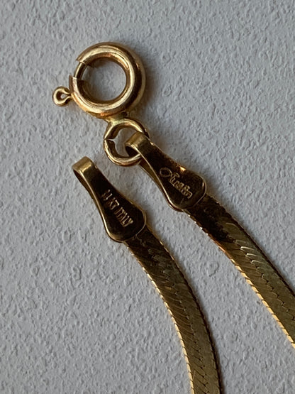 VINTAGE 14K GOLD HERRINGBONE BRACELET, 7" x 2 MM