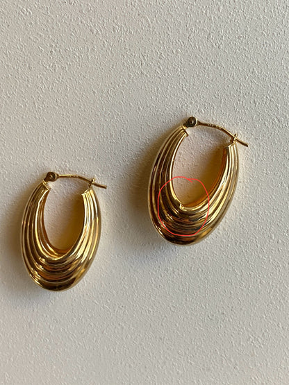 VINTAGE 14k GOLD OVAL HOOPS, 23 MM x 16 MM