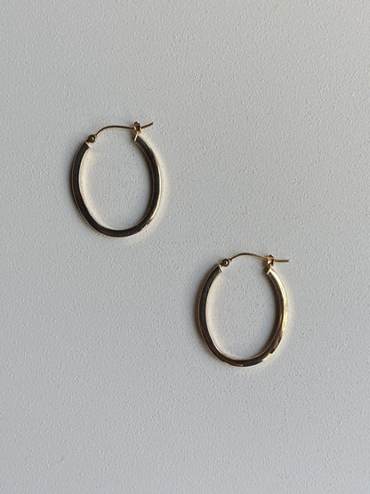 Vintage 14K Solid Yellow Gold Oval Hoops