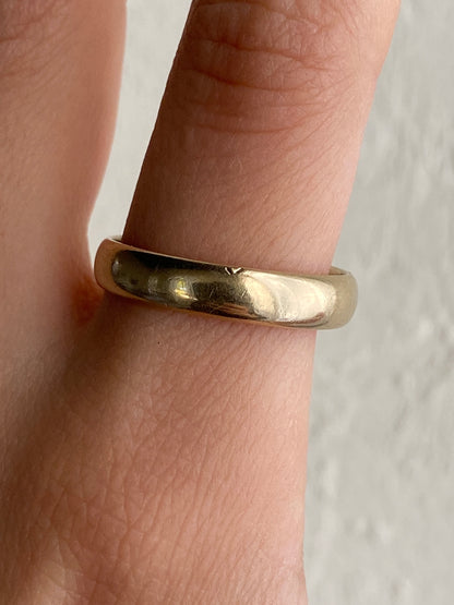 VINTAGE 1940s 14K GOLD BAND, SIZE 10.5