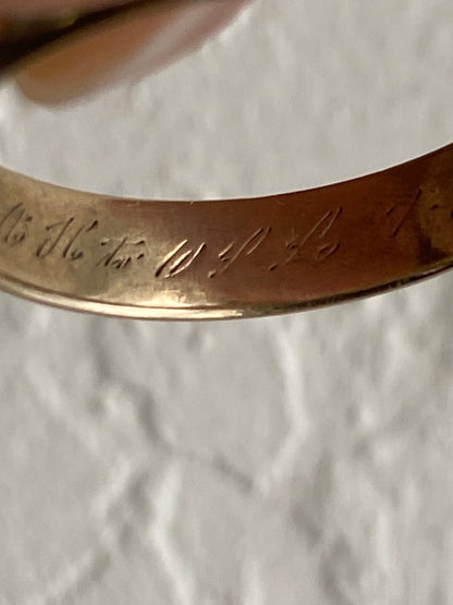 VINTAGE 1940s 14K GOLD BAND, SIZE 10.5