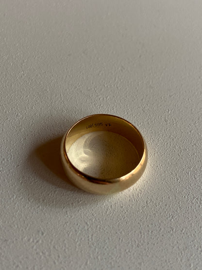Vintage 14K Solid Yellow Gold Rounded Band, Size 5