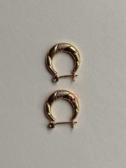 Vintage 14K Solid Yellow Gold Huggie Hoops