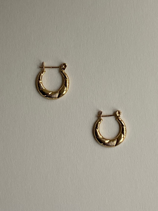 Vintage 14K Solid Yellow Gold Huggie Hoops