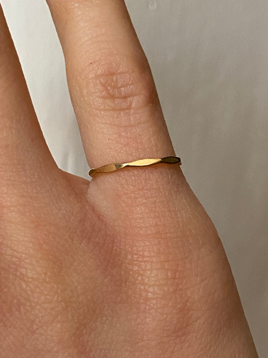 Vintage 14K Solid Yellow Gold Band, Size 3