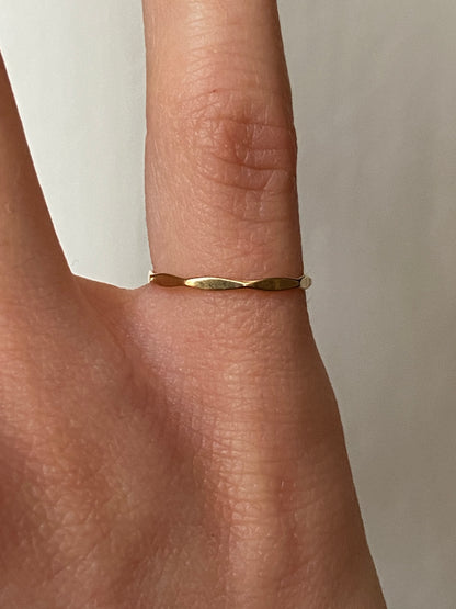 Vintage 14K Solid Yellow Gold Band, Size 3