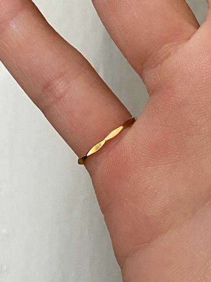 Vintage 14K Solid Yellow Gold Band, Size 3