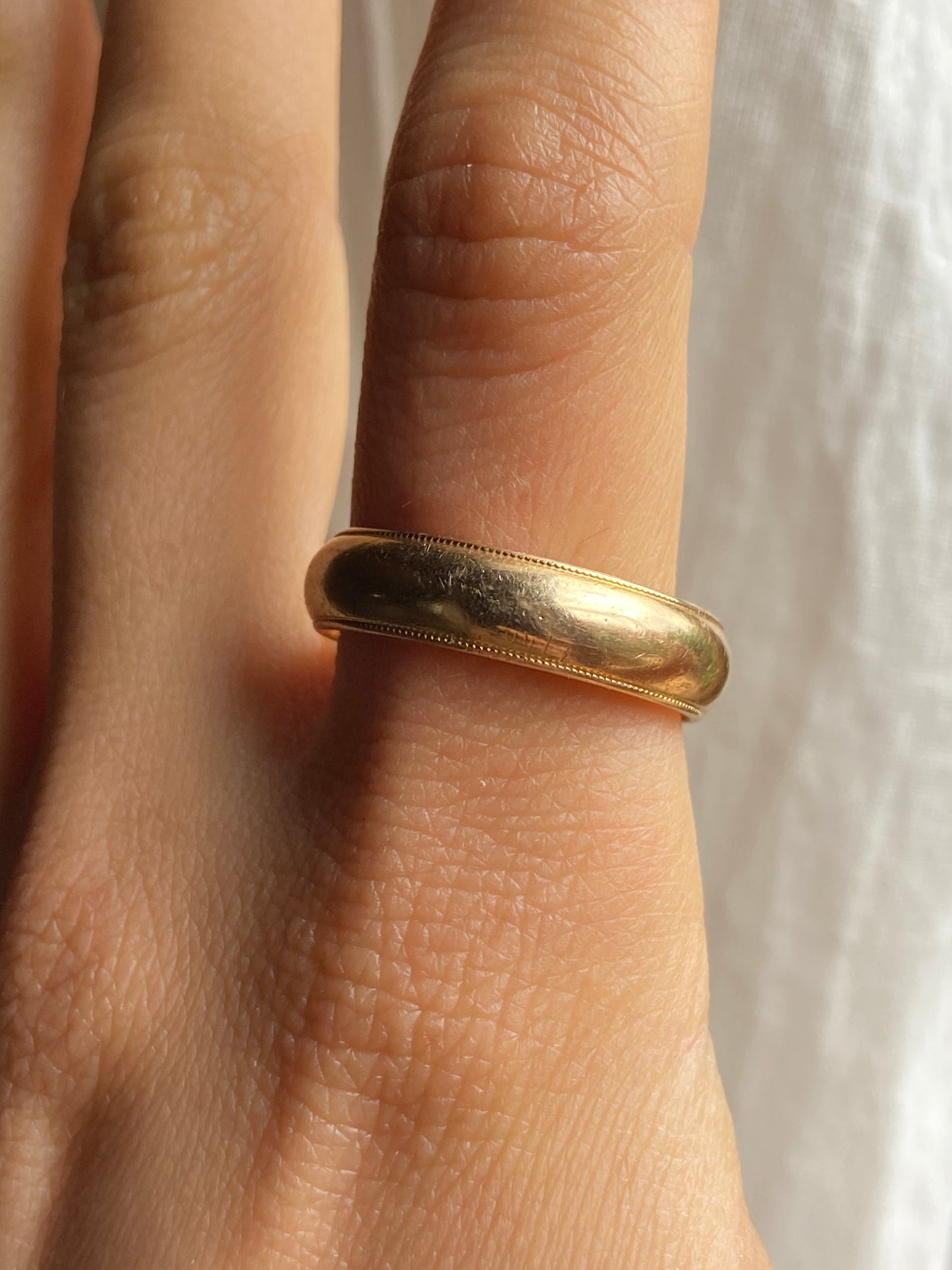 VINTAGE 14K GOLD BAND, SIZE 10