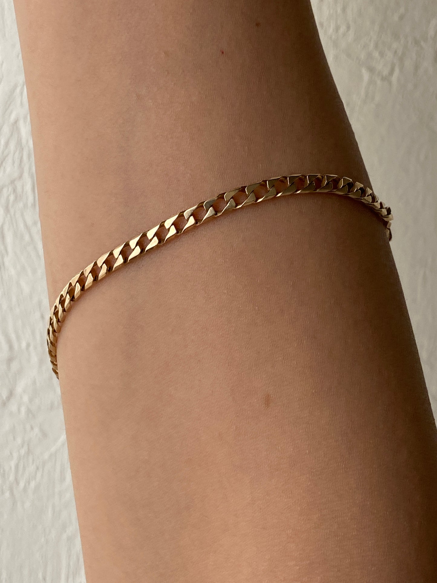 VINTAGE 14K GOLD CURB CHAIN BRACELET, 8 5/16" x 3 MM