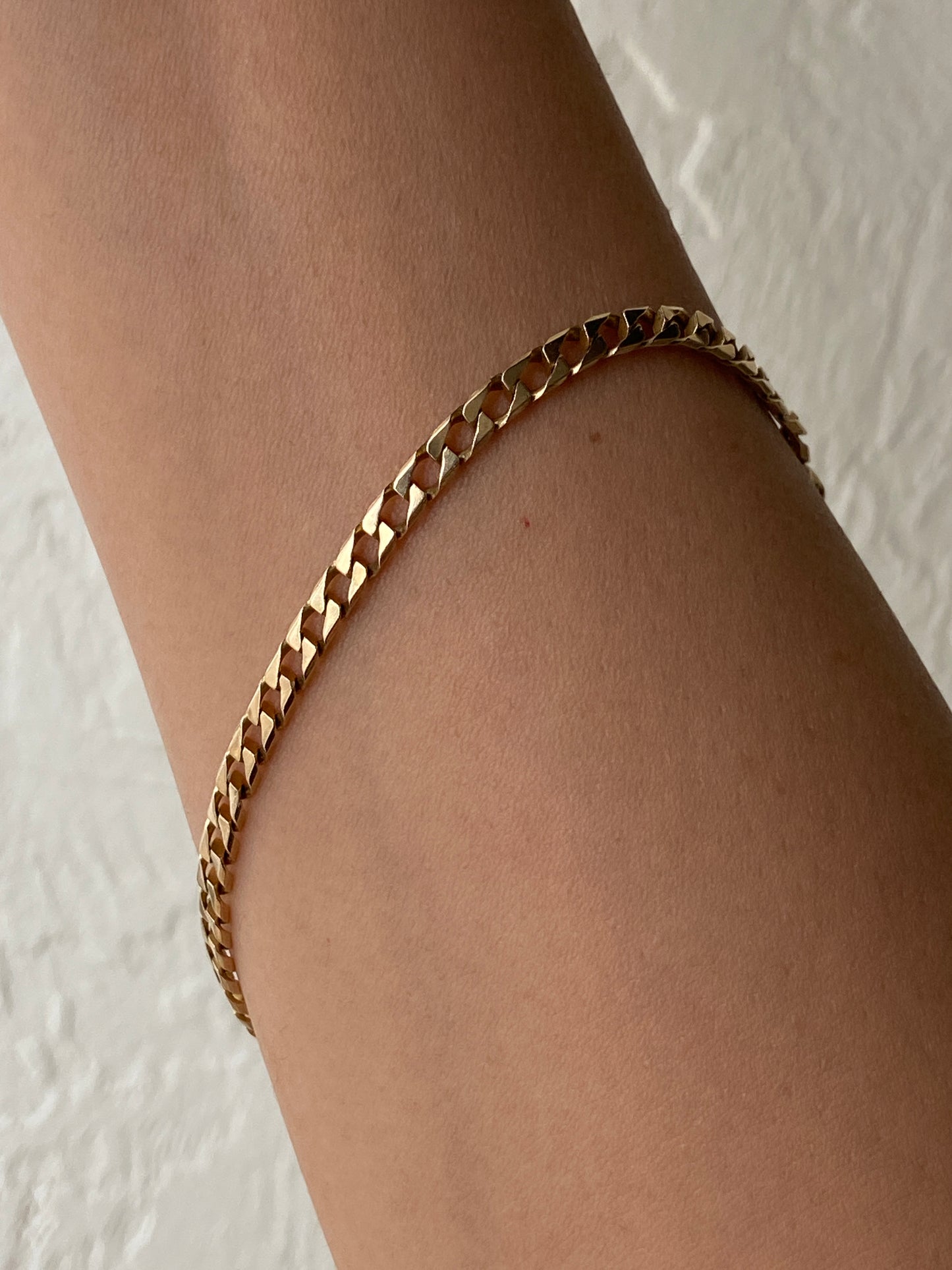 VINTAGE 14K GOLD CURB CHAIN BRACELET, 8 5/16" x 3 MM