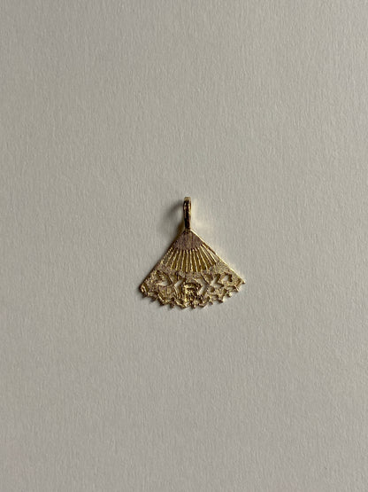 Vintage 14K Solid Yellow Gold Hand Fan Pendant