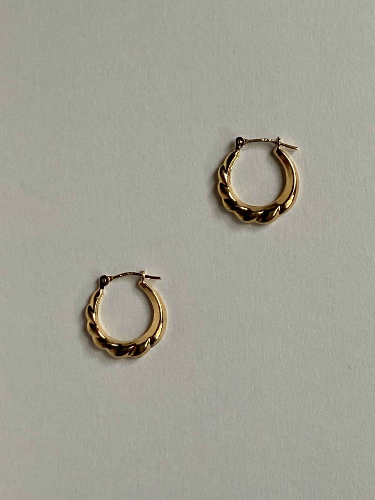 Vintage 14K Solid Yellow Gold Huggie Hoops