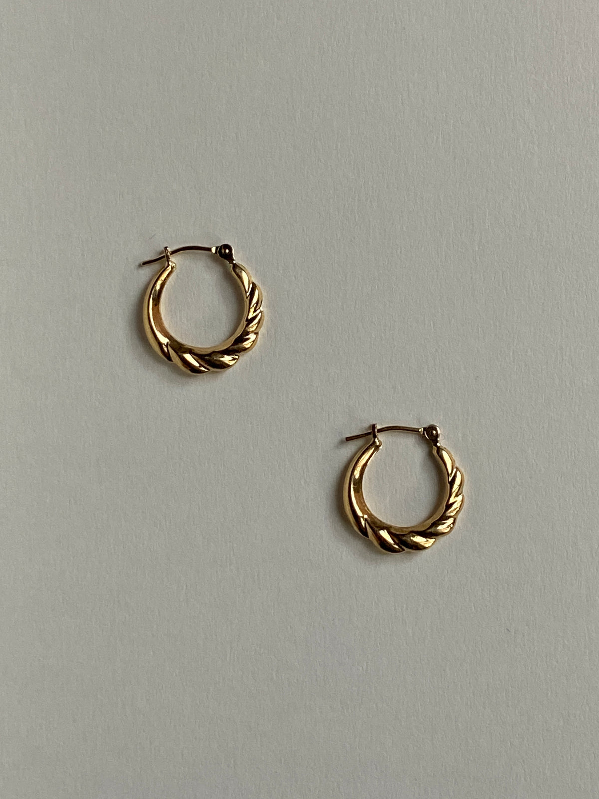 Vintage 14K Solid Yellow Gold Huggie Hoops