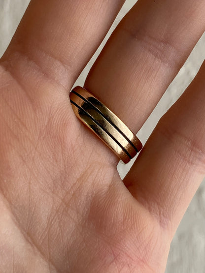 VINTAGE 14K GOLD BAND, SIZE 4.5