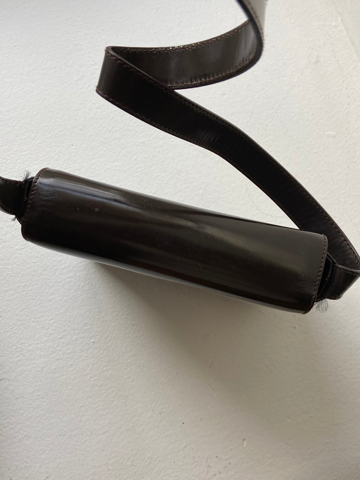 VINTAGE GUCCI PATENT LEATHER PURSE