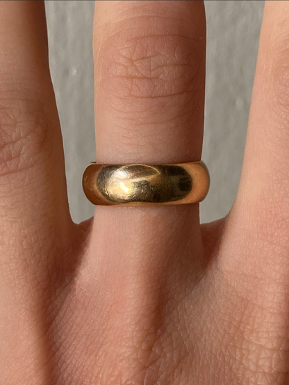 Vintage 14K Solid Yellow Gold Rounded Band, Size 5