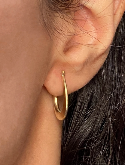 Vintage 14K Solid Yellow Gold Oval Hoops