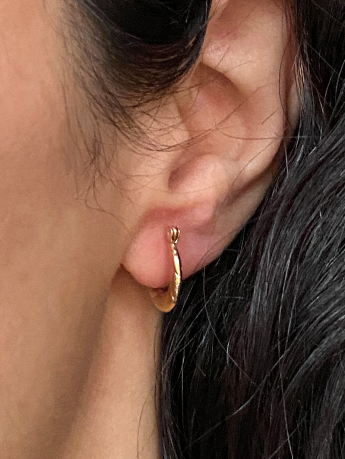 Vintage 14K Solid Yellow Gold Huggie Hoops