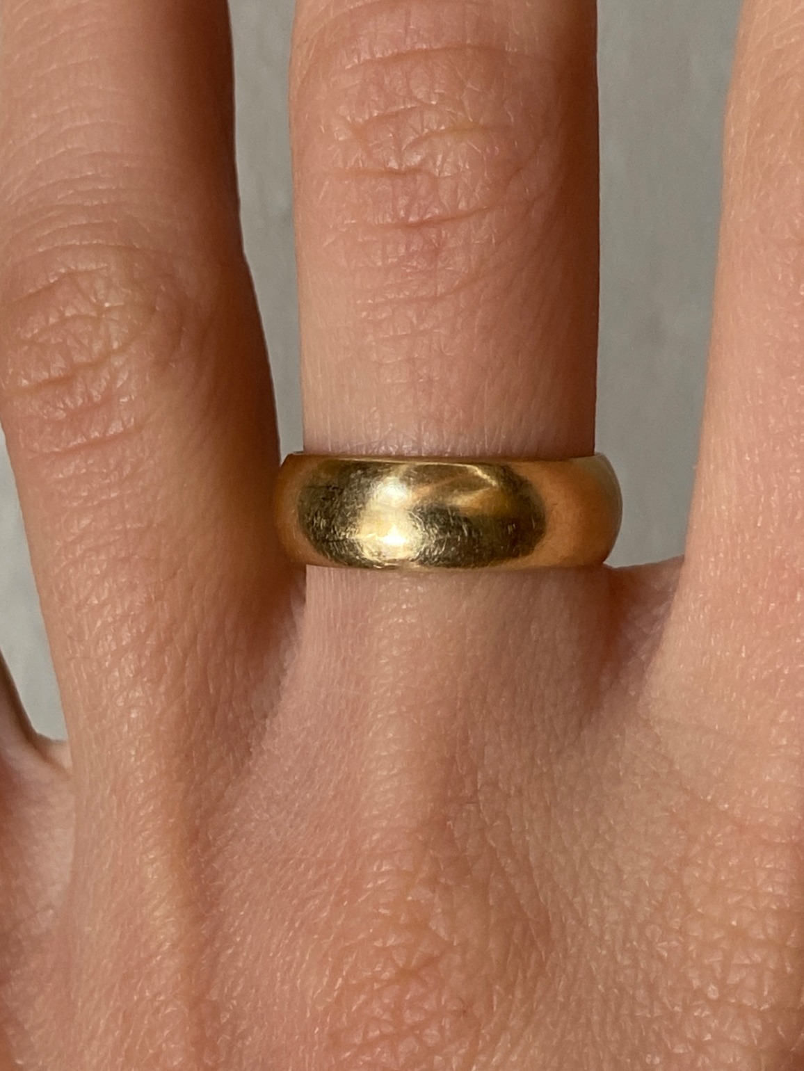 Vintage 14K Solid Yellow Gold Rounded Band, Size 5.75