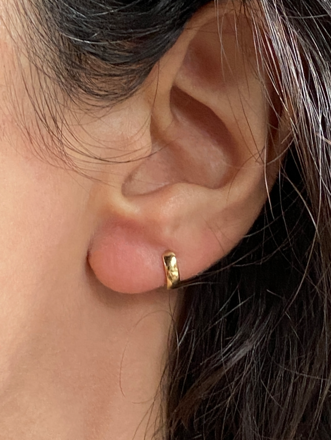 Vintage 14K Solid Yellow Gold Tiny Huggie Hoops