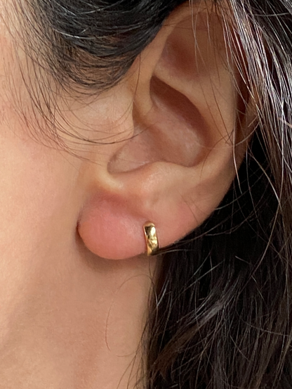Vintage 14K Solid Yellow Gold Tiny Huggie Hoops