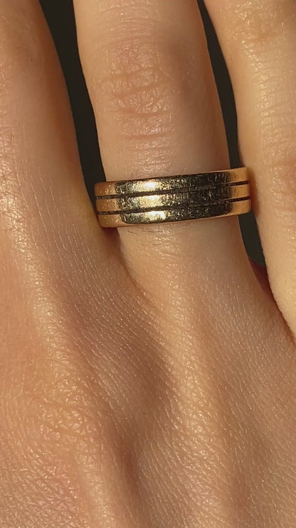 VINTAGE 14K GOLD BAND, SIZE 4.5