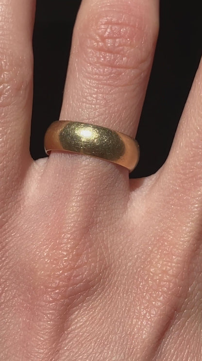 Vintage 14K Solid Yellow Gold Rounded Band, Size 5.75
